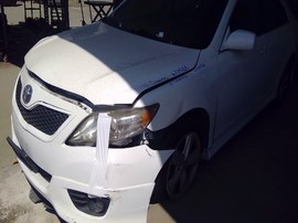 2011 TOYOTA CAMRY, WHITE, SE, 2.5L, AT,   Z25165